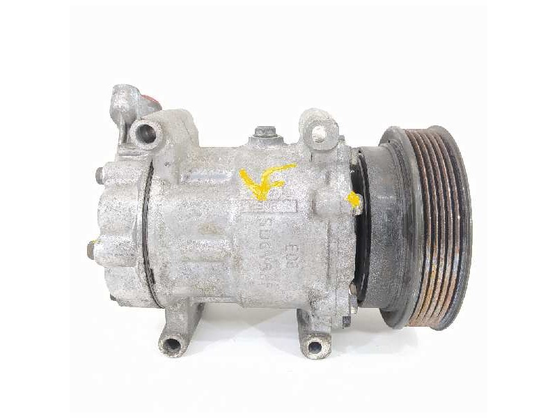 Recambio de compresor aire acondicionado para renault clio iii confort expression referencia OEM IAM 8200365787A  