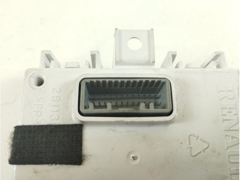 Recambio de modulo electronico para dacia duster ii sl 2019 referencia OEM IAM 283464084R  