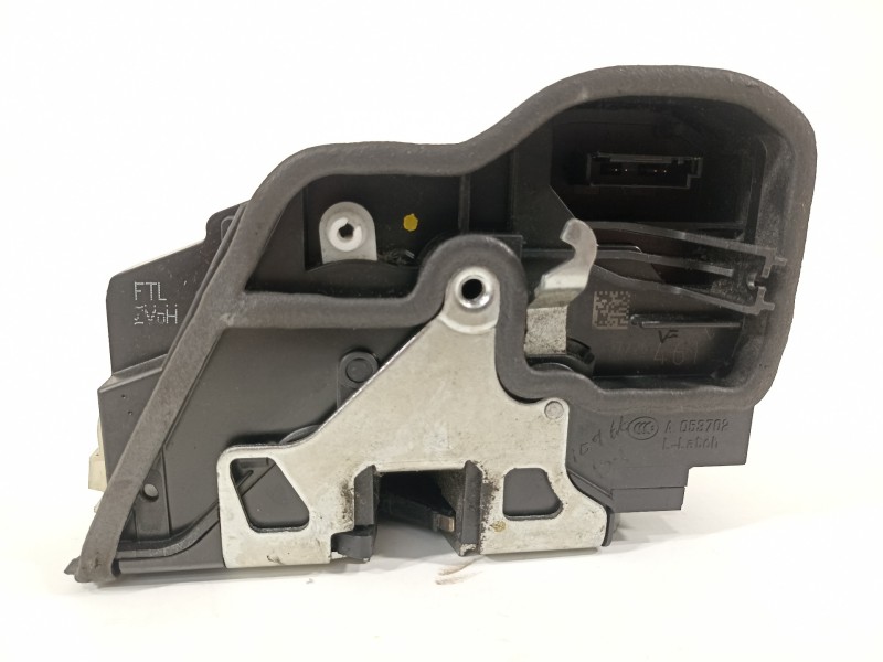 Recambio de cerradura puerta delantera izquierda para bmw x1 (e84) 2.0 turbodiesel cat referencia OEM IAM 51217229461 7229461 