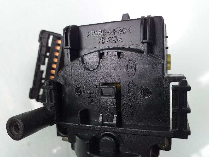 Recambio de mando limpia para kia picanto 1.1 cat referencia OEM IAM 75733A  