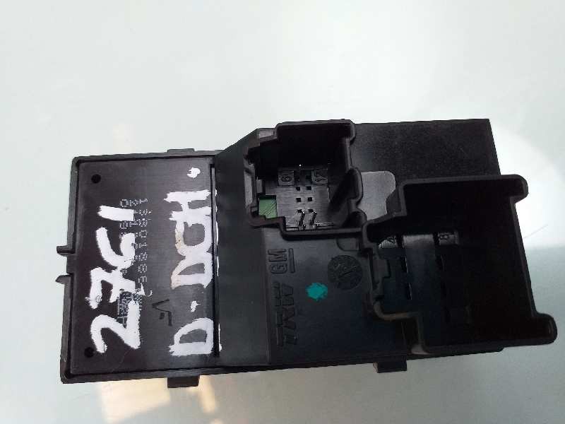 Recambio de mando elevalunas delantero derecho para opel astra j lim. sport referencia OEM IAM 13301886  