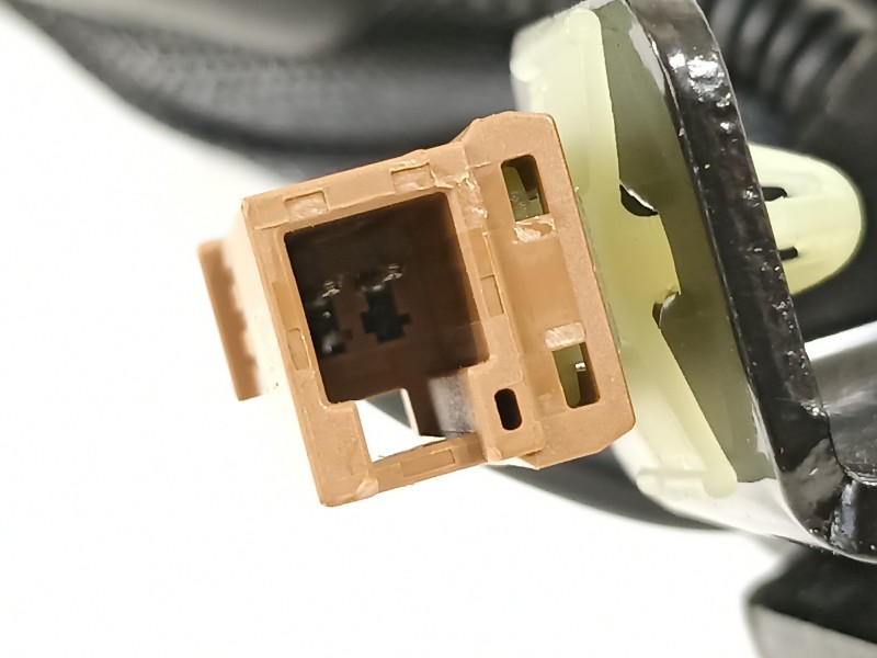 Recambio de cinturon seguridad trasero para hyundai kona klass hybrid 2wd referencia OEM IAM 898A0CM000TRY 898J0CM000TRY 898J0CM