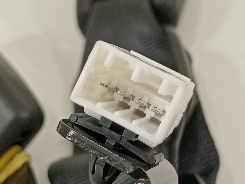 Recambio de cinturon seguridad trasero para hyundai kona klass hybrid 2wd referencia OEM IAM 898A0CM000TRY 898J0CM000TRY 898J0CM