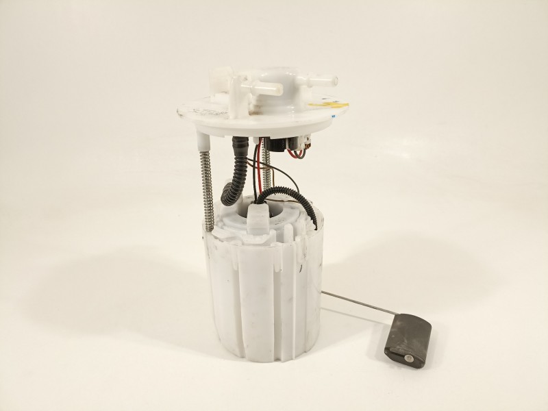 Recambio de bomba combustible para hyundai kona klass hybrid 2wd referencia OEM IAM 31110CM100 31120CM100 