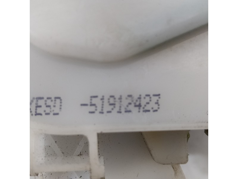 Recambio de cerradura puerta delantera derecha para ford ka (ccu) black edition referencia OEM IAM 51912423  