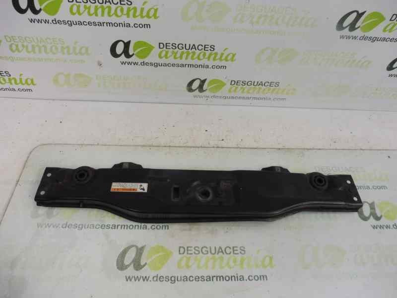 Recambio de travesaño superior para daewoo nubira berlina sx referencia OEM IAM   
