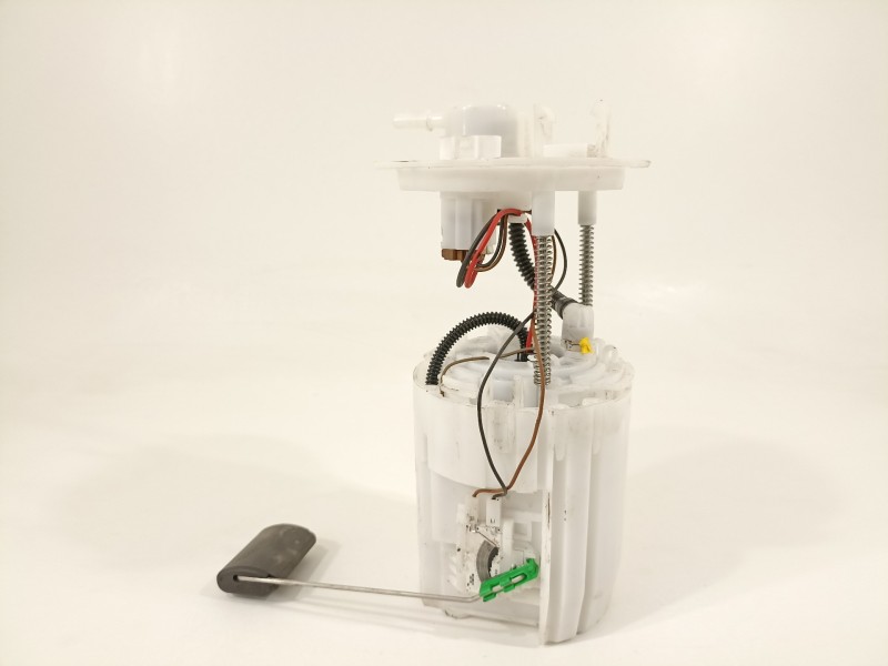 Recambio de bomba combustible para hyundai kona klass hybrid 2wd referencia OEM IAM 31110CM100 31120CM100 