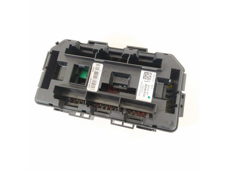 Recambio de caja reles / fusibles para bmw serie 3 lim. (f30) 320d referencia OEM IAM 61149224879 9224879 
