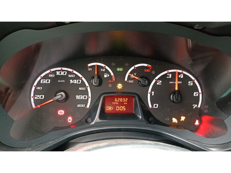 Recambio de cuadro instrumentos para ford ka (ccu) black edition referencia OEM IAM 51983699  