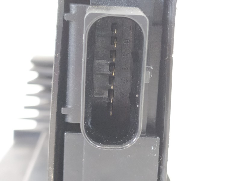 Recambio de cerradura puerta delantera derecha para peugeot 308 active referencia OEM IAM 9807954280  