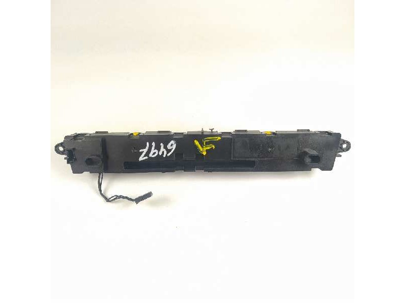 Recambio de sistema audio / radio cd para bmw serie 3 lim. (f30) 320d referencia OEM IAM 220413 E1065974 