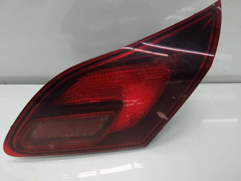 Recambio de piloto trasero derecho en porton para opel astra j lim. sport referencia OEM IAM   