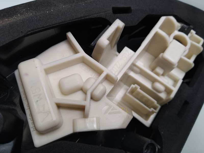 Recambio de piloto trasero derecho en porton para opel astra j lim. sport referencia OEM IAM   