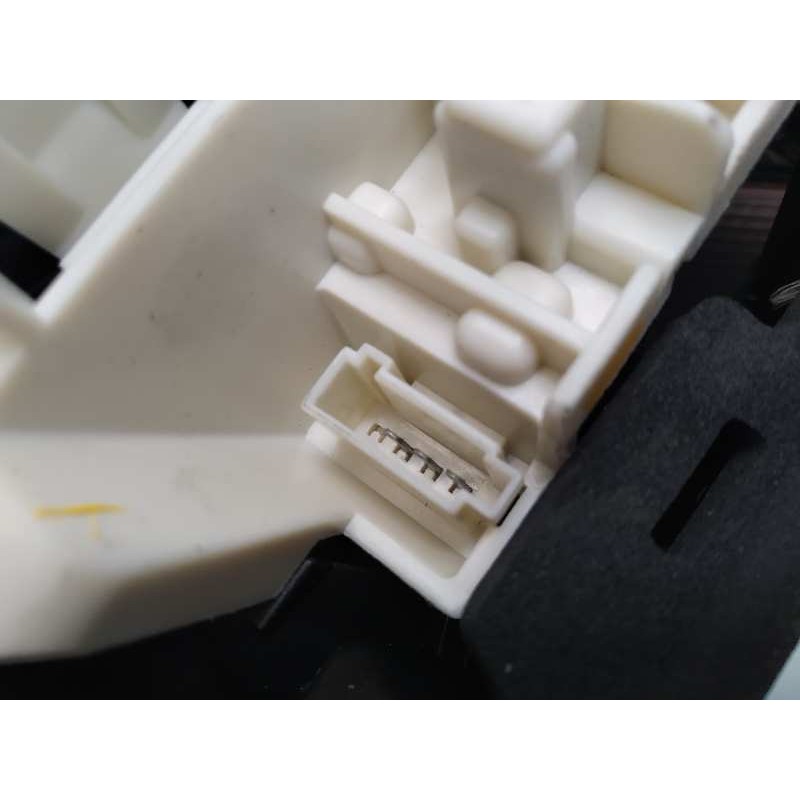 Recambio de piloto trasero derecho en porton para opel astra j lim. sport referencia OEM IAM   