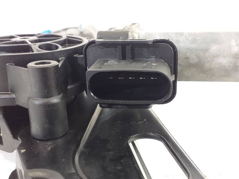 Recambio de elevalunas delantero izquierdo para bmw serie 3 lim. (f30) 320d referencia OEM IAM 71019003  