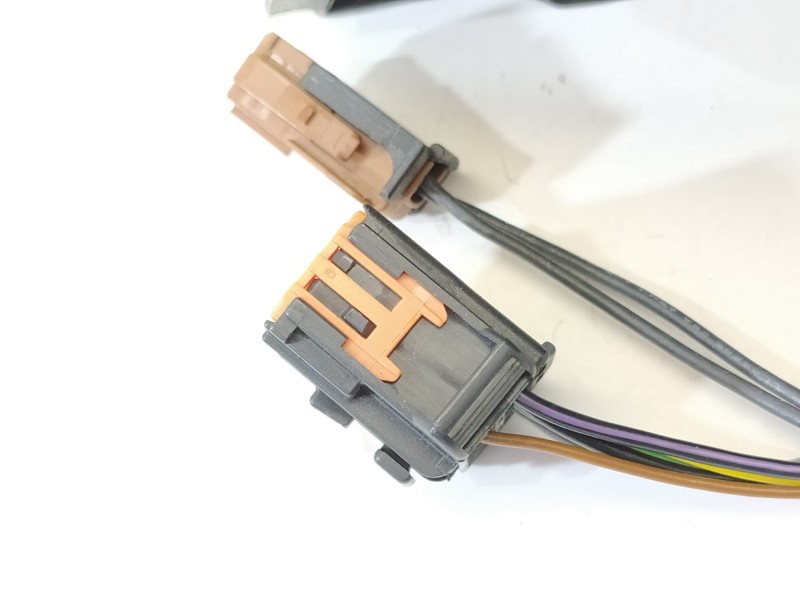 Recambio de retrovisor derecho para peugeot 308 active referencia OEM IAM 96778302XT  