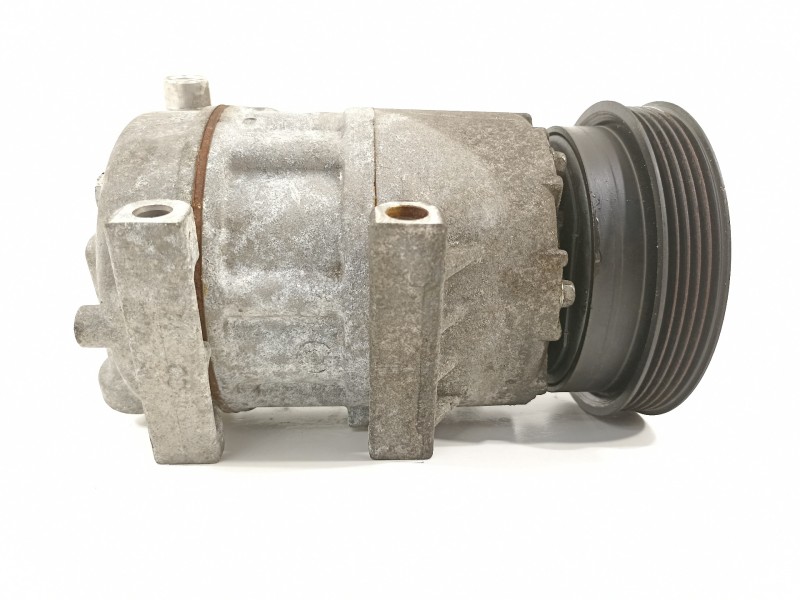 Recambio de compresor aire acondicionado para hyundai i30 classic referencia OEM IAM F500AN8CA03 977012H240 