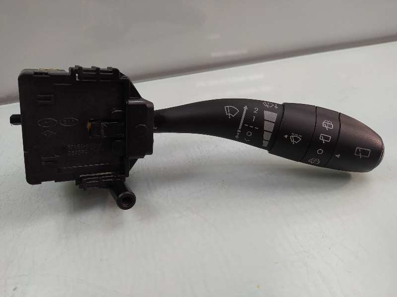 Recambio de mando limpia para hyundai i30 classic referencia OEM IAM 934202R010  