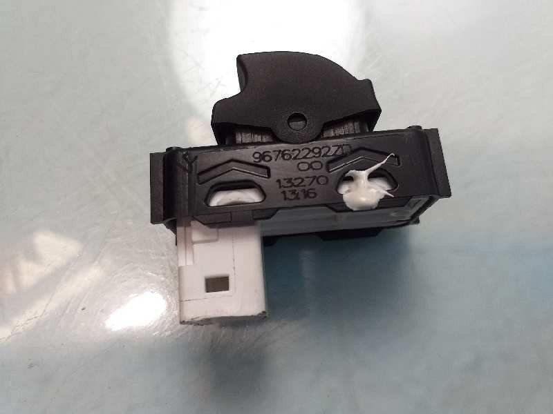 Recambio de mando elevalunas trasero izquierdo para peugeot 308 active referencia OEM IAM 96762292ZD  