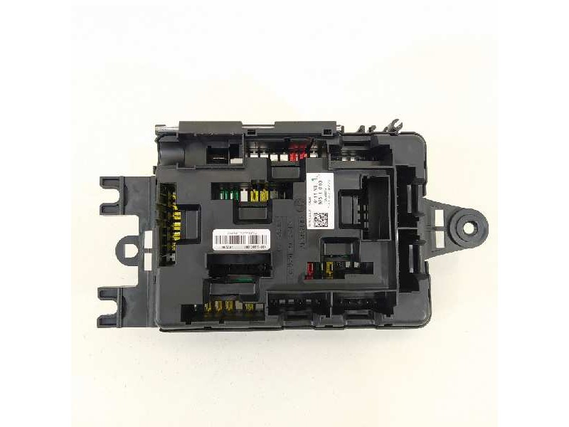 Recambio de caja reles / fusibles para bmw serie 3 lim. (f30) 320d referencia OEM IAM 61149261110  