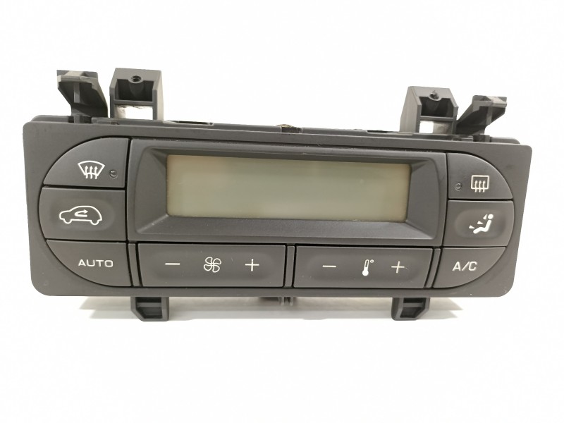 Recambio de mando climatizador para citroën c3 pluriel 1.4 hdi referencia OEM IAM 96588239XT  