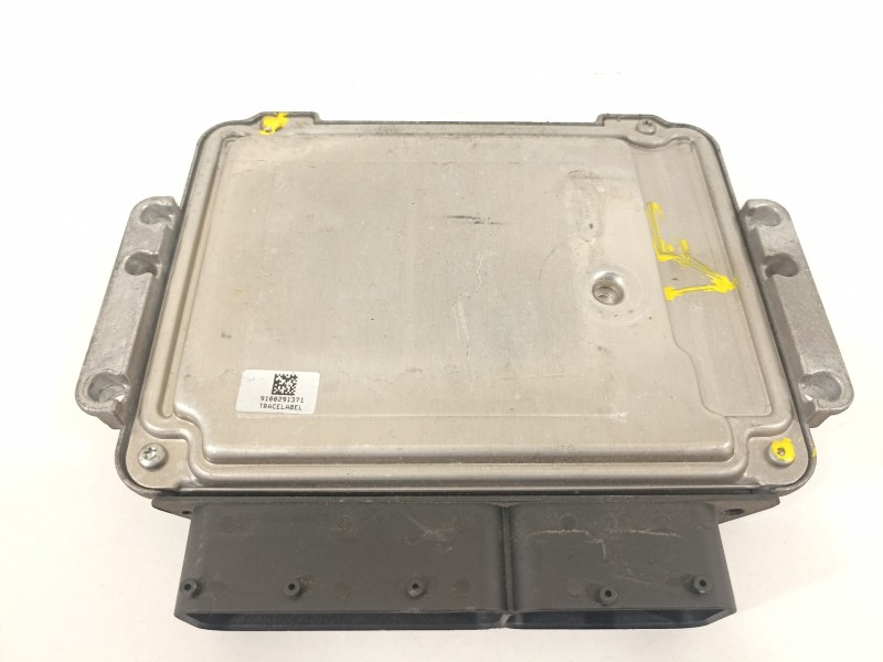 Recambio de centralita motor uce para kia carens (un) concept referencia OEM IAM 3911327485 0281013072 