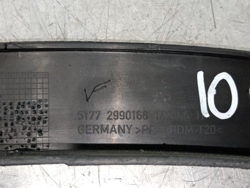 Recambio de aletin delantero derecho para bmw x1 (e84) 2.0 turbodiesel cat referencia OEM IAM 51772990166  