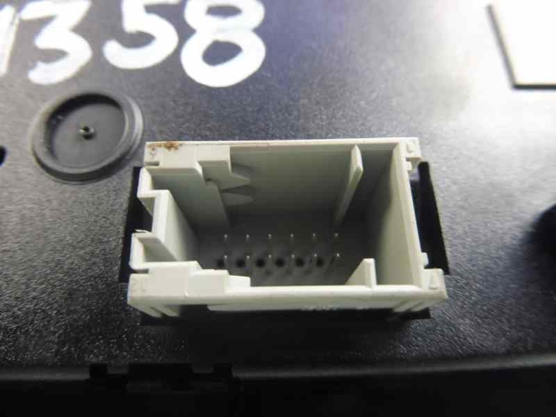 Recambio de mando climatizador para bmw serie 3 berlina (e90) 320d referencia OEM IAM 6411911968601 A2C53185308 