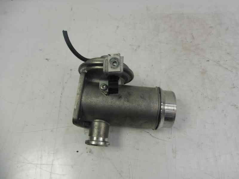 Recambio de valvula egr para bmw serie 3 berlina (e90) 320d referencia OEM IAM 70051200 7804381 