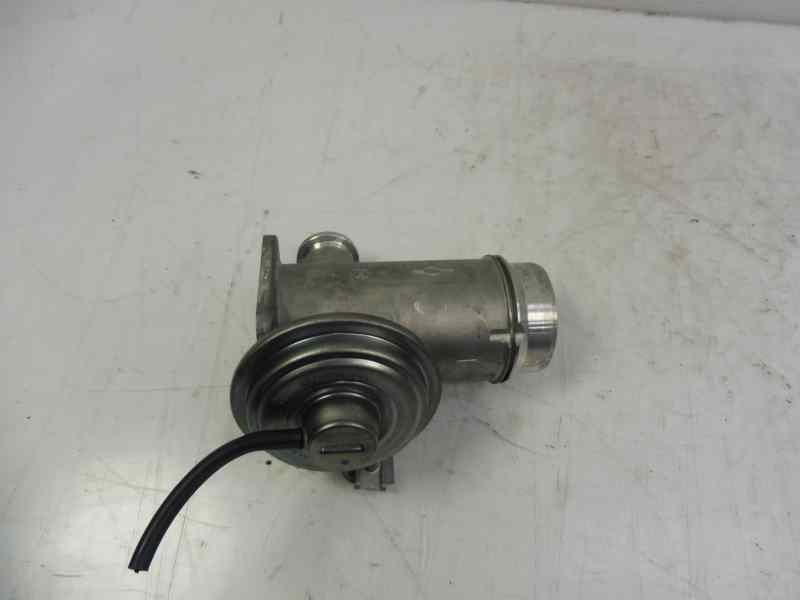 Recambio de valvula egr para bmw serie 3 berlina (e90) 320d referencia OEM IAM 70051200 7804381 