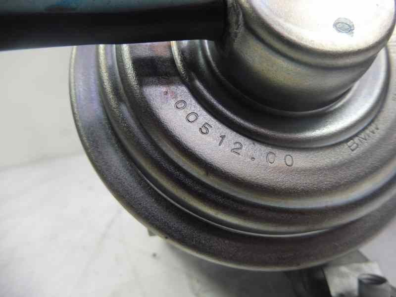 Recambio de valvula egr para bmw serie 3 berlina (e90) 320d referencia OEM IAM 70051200 7804381 
