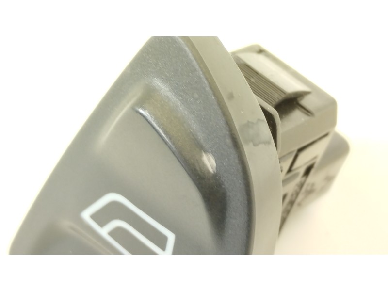 Recambio de mando elevalunas delantero izquierdo para ford ka (ccu) black edition referencia OEM IAM E30583  