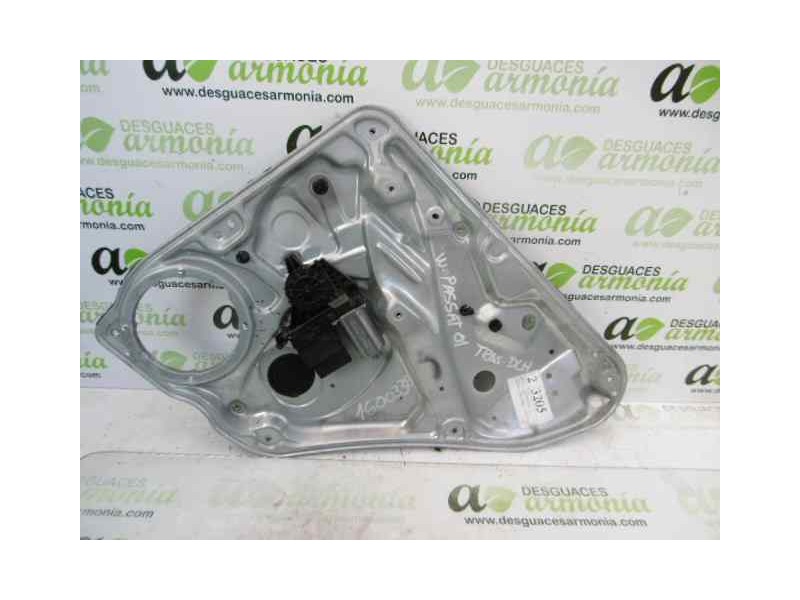 Recambio de elevalunas trasero derecho para volkswagen passat berlina (3b3) advance referencia OEM IAM 3B5839752CM 3B5839756C 