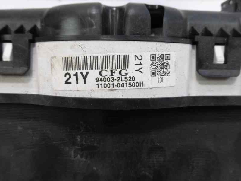 Recambio de cuadro instrumentos para hyundai i30 comfort referencia OEM IAM 940032L520 11001041500H 