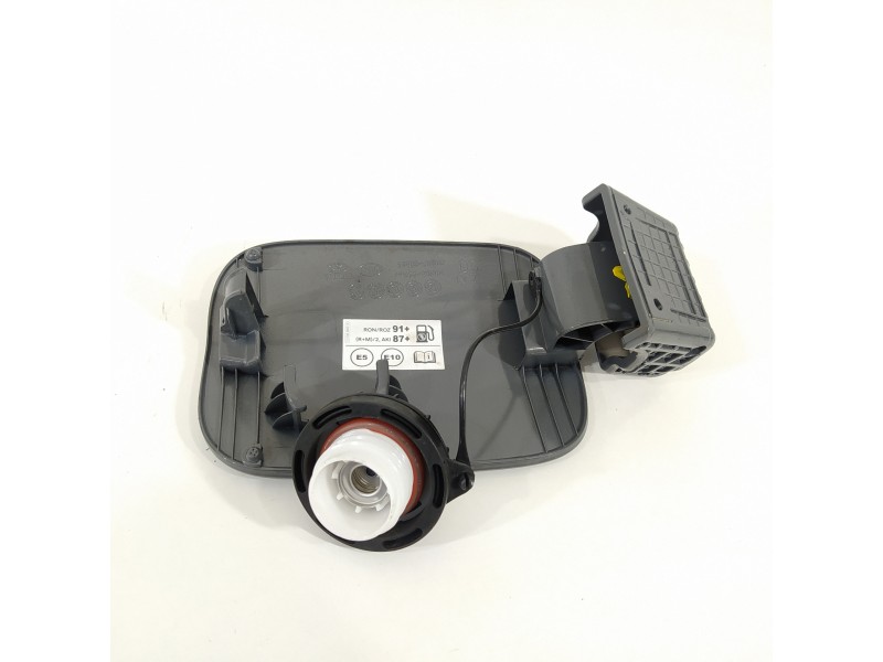 Recambio de tapa exterior combustible para hyundai kona essence 2wd referencia OEM IAM 69510J9000 69512J9000 