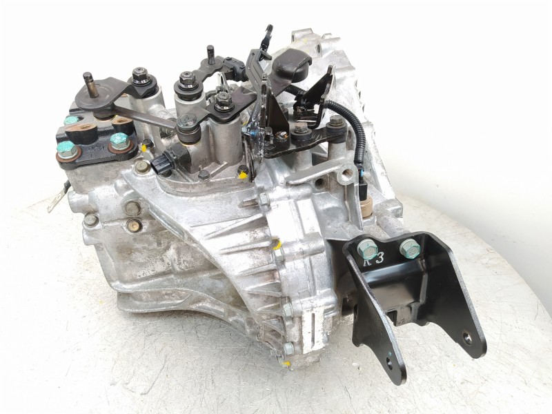 Recambio de caja cambios para kia carens (un) concept referencia OEM IAM S620JC M5GF2 