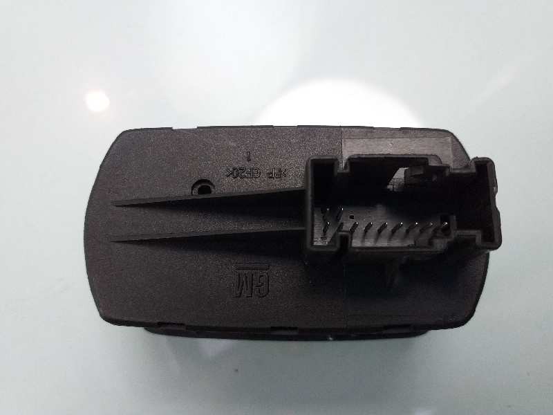 Recambio de mando elevalunas delantero izquierdo para opel corsa d enjoy referencia OEM IAM 13258521 315625731 