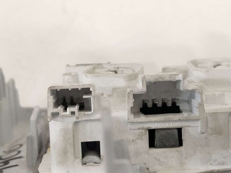 Recambio de luz interior para peugeot 308 active referencia OEM IAM 96887290PR 9877821577 