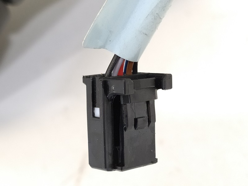 Recambio de retrovisor izquierdo para renault clio iv life referencia OEM IAM 963025724R  