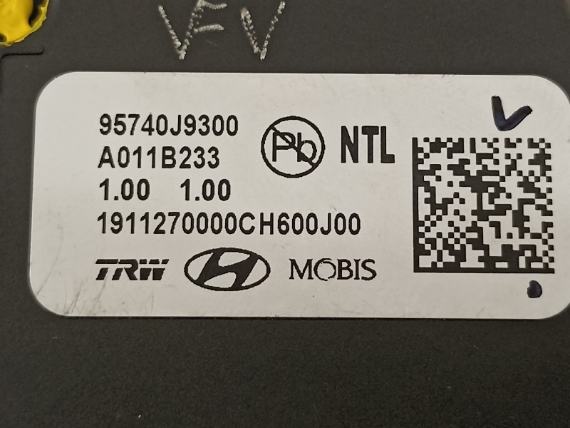 Recambio de no identificado para hyundai kona essence 2wd referencia OEM IAM 95740J9300 A011B233 