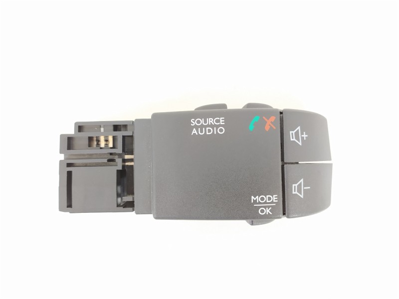 Recambio de mando multifuncion para renault clio iv life referencia OEM IAM 255522448R  
