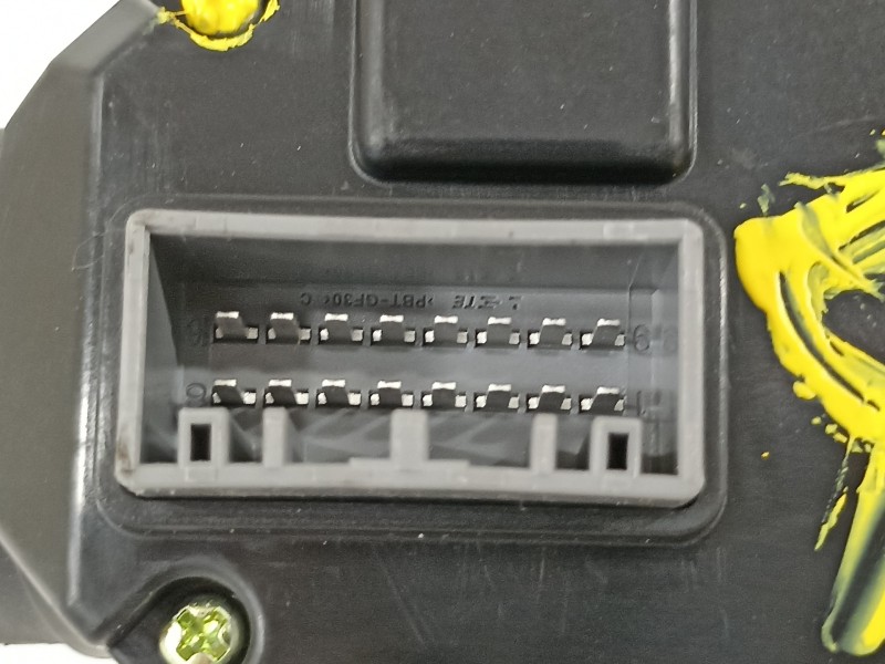 Recambio de mando luces para hyundai kona klass hybrid 2wd referencia OEM IAM 93403J9960  