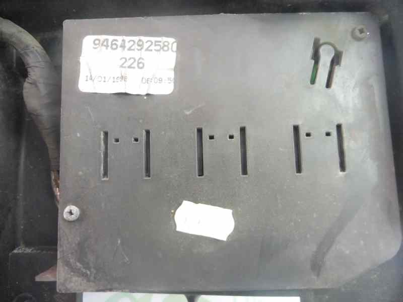 Recambio de panel frontal para citroën xsara coupe 1.6 16v chrono referencia OEM IAM 9648520680  