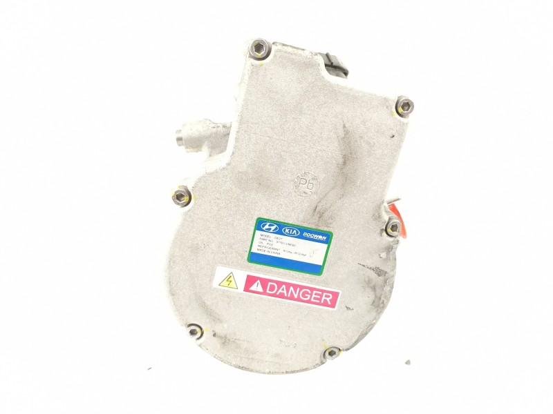 Recambio de compresor aire acondicionado para hyundai kona klass hybrid 2wd referencia OEM IAM 97701CM000  