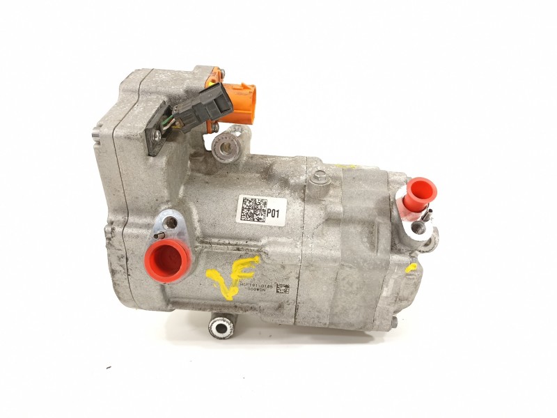 Recambio de compresor aire acondicionado para hyundai kona klass hybrid 2wd referencia OEM IAM 97701CM000  