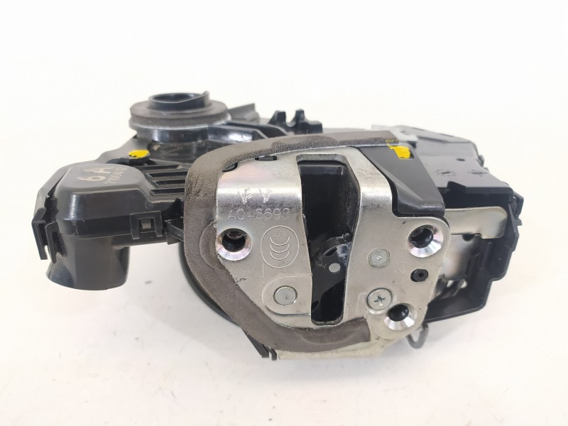 Recambio de cerradura puerta delantera izquierda para toyota rav 4 (a3) executive referencia OEM IAM 7100412  