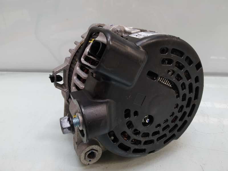 Recambio de alternador para kia carens ( ) basic referencia OEM IAM 373002A900 8400290 
