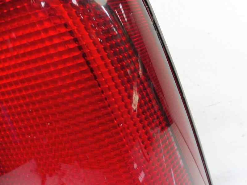 Recambio de piloto trasero derecho para suzuki jimny sn (fj) techo metálico referencia OEM IAM 13232091  