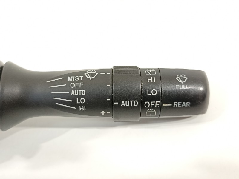 Recambio de mando limpia para toyota auris sport referencia OEM IAM 8465202420  