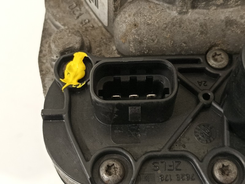 Recambio de bomba direccion para opel astra gtc enjoy referencia OEM IAM 13192897  